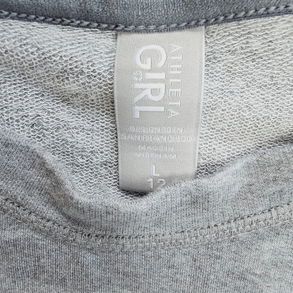 ATHLETA GIRL COZY CROSS YOUR FINGERS SWEATSHIRT Grey Heather Camo, size 12 - Picture 7 of 10